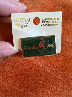 Atlanta Olympic 1996 Gold Trim Enamel Pin - Dark Green